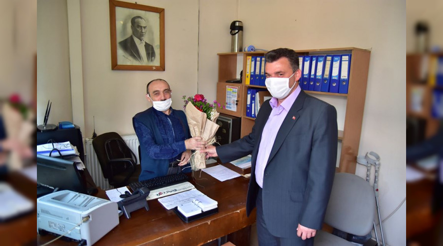 'Başkan Sarı, Engelli Bireyleri Ziyaret Etti'