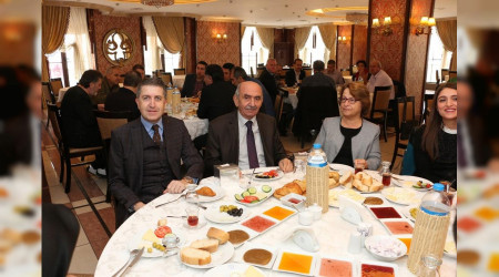 Serdivan Anadolu Lisesi'nde retmenler Gn Cokusu