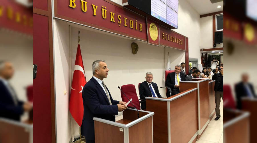 Babaolu gndeme getirdi:  yeri adnda Trke zorunlu olsun