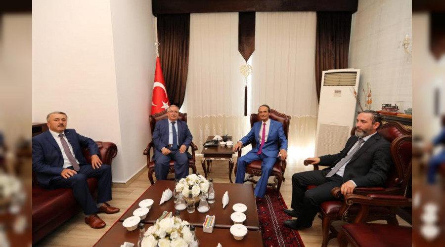 LDP Genel Bakanndan Vali Nayir'e Ziyaret