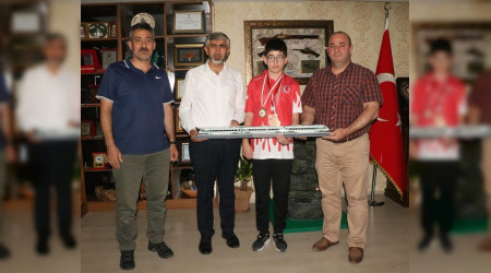 Avrupa Şampiyonu Karabağ Tarih Yazdı