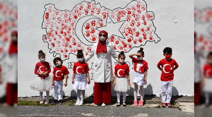 Durmuş'tan 23 Nisan Ulusal Egemenlik ve Çocuk Bayramı Mesajı
