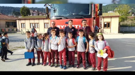 İTFAİYE'DEN ÖĞRENCİLERE EĞİTİM