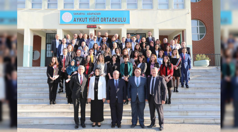 Vali Nayir Öğretmenlerle Bir Araya Geldi
