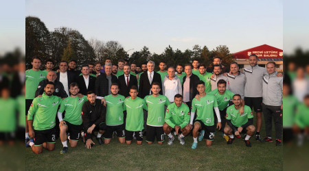 Bakan Yce Rstemler'de