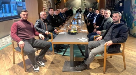 Rizeliler Grubu'nun geleneksel iftarnda bulutular