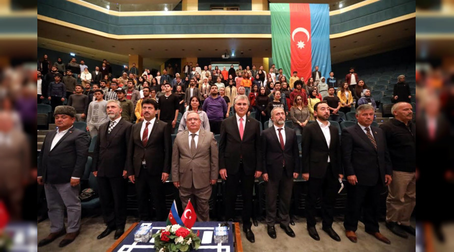 SA de Azerbaycan Bayrak Gn Etkinlii Dzenlendi
