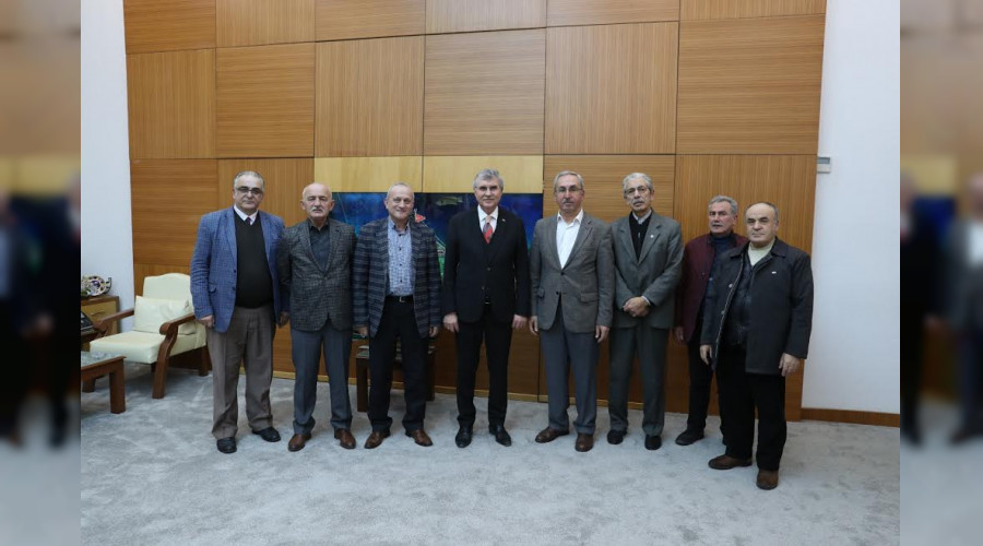 Emeklilerden Bakan Yce'ye ziyaret