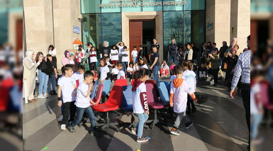 Öğrenciler Akyazı SGM'de eğlendi