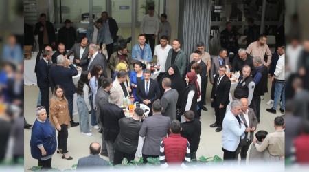 BAKAN ENOL DN: BRLKTE NCE BAYRAMLARA