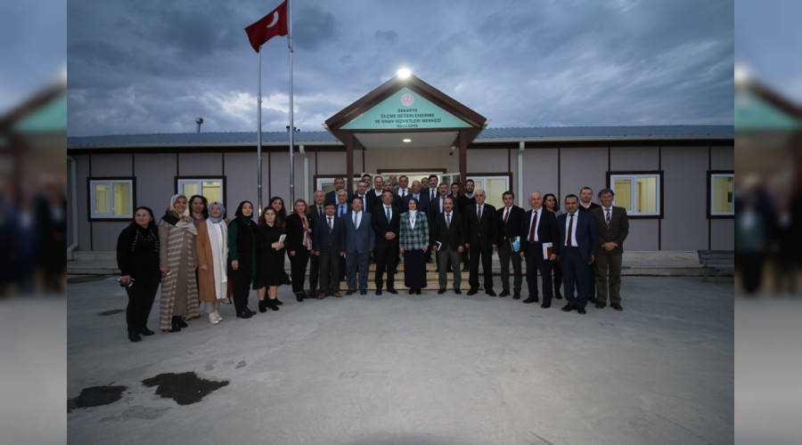 İlçe Müdürleriyle Değerlendirme Toplantısı