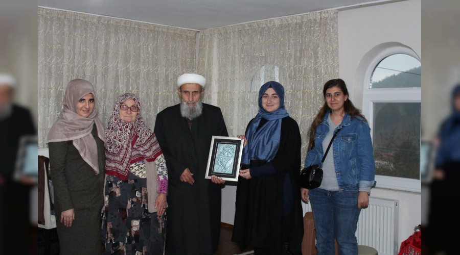 KYK'l renciler, ehit Safitrk' Unutmuyor