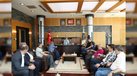 Başkan Alemdar Sakaryaspor'un Yeni Yönetimini Ağırladı