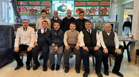 Hakk Ustann Adana Sofrasnda Ramazan bereketi! Lezzet dolu ftar mensyle youn ilgi gryor