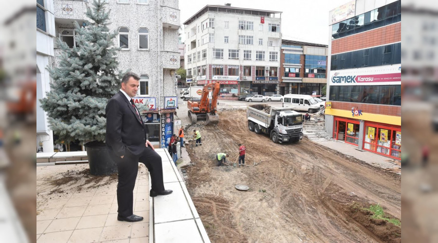 Karasu'da Yol ve evre Dzenleme almalar Hz Kesmeden Devam Ediyor
