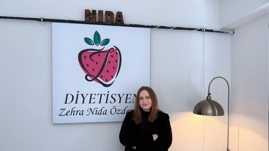 Zehra Nida zdemir, salkl beslenme yolculuunda kendi kliniini at