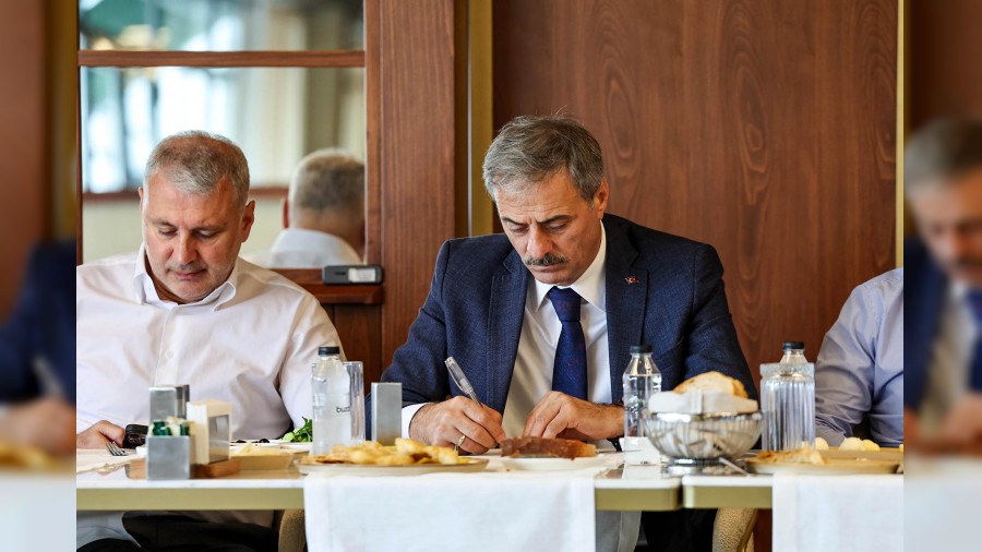 “Bu şehre katkı sağlayacak her fikrin yanındayız”