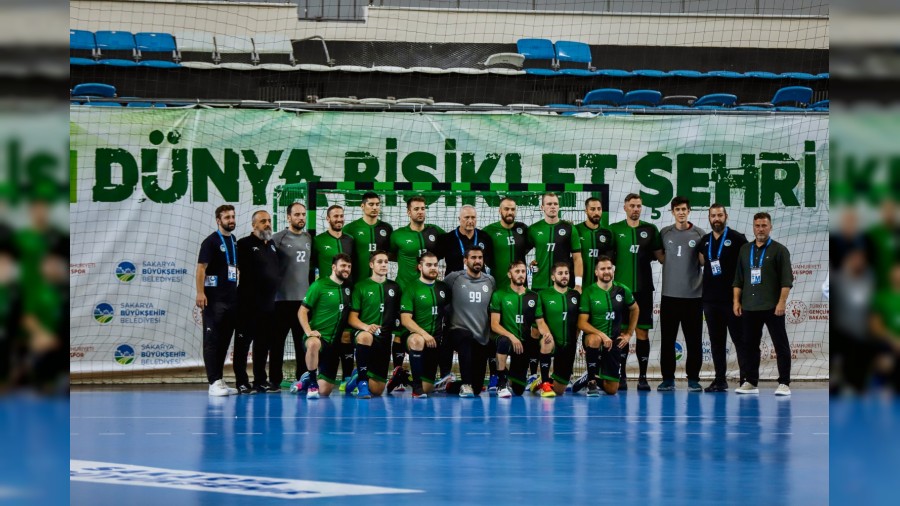 Büyükşehir hentbol sezona galibiyetle başladı