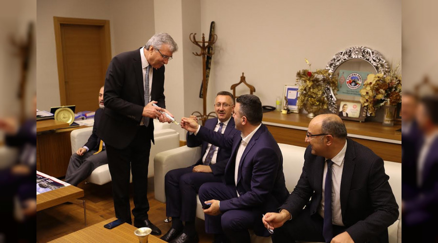 En kaliteli bal retiminin adresi Sakarya olacak