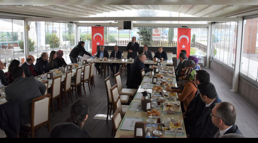ERENLER'DE SOSYAL İŞLER KONUŞULDU