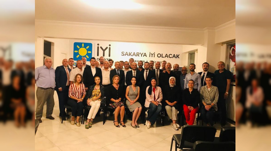 yi partiyi kongre srecine tayacak olan yeni il ynetimi, ilk toplantsn gerekletirdi