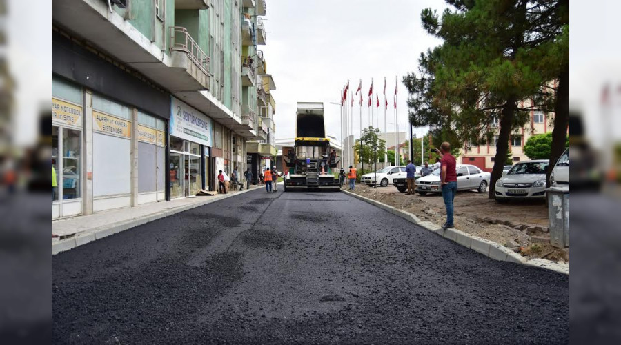 'Kültür Caddesi ve 620. Sokakta Asfalt Çalışmaları Başladı'