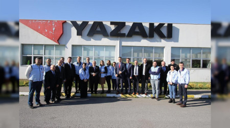 SAKARYA VALİSİNDEN YAZAKİ'YE TEŞEKKÜR PLAKETİ