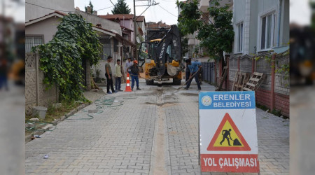 SOKAK ARALARINDA ALIMALAR SRYOR
