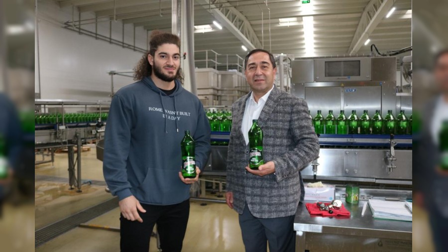 YOUTUBER TESTO TAYLAN: ��ZELL�KLE GEN� SPORCULARDAN PREMIUM BEYPAZARI�NA �OK �Y� TEPK�LER VAR�