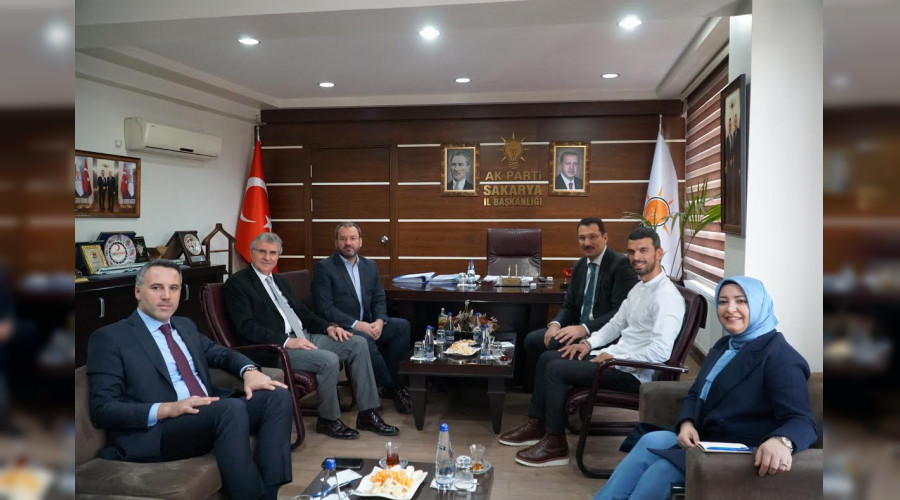 AK Parti Sakarya Kasım Ayı Koordinasyon ve Değerlendirme Toplantısı, İl Başkanlığında gerçekleşti