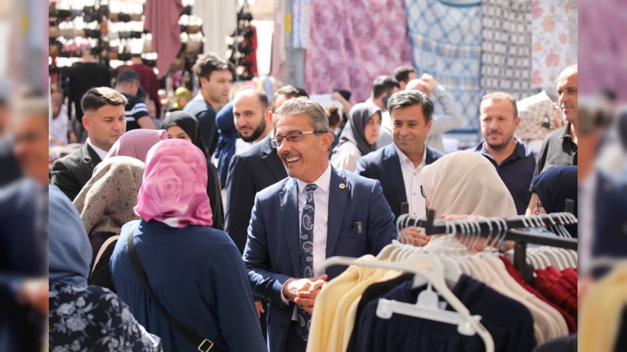 BAKAN ENOL DN YEN YERNDE KURULAN KUMA PAZARINI ZYARET ETT