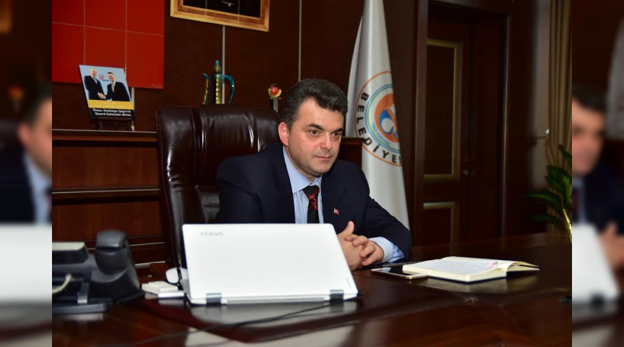 Karasu Belediye Bakan shak Sar, 17 Austos 1999 Depremi Anma Mesaj Yaymlad