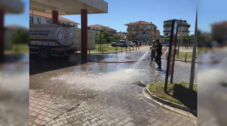 Karasu'da Temizlik ve Yol Ykama almalar Devam Ediyor