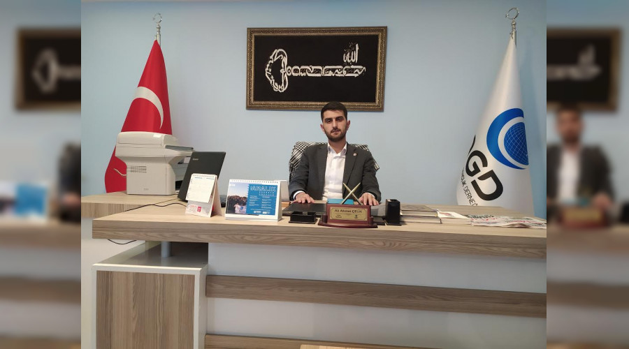 Sakarya Anadolu Gençlik derneği Mekkenin Fethi Basın Açıklaması