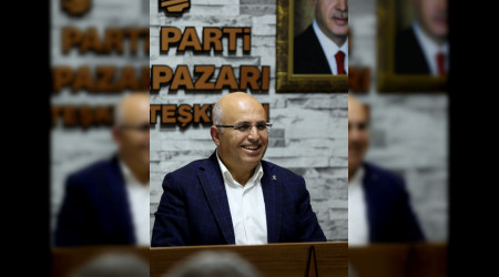 AK PART ADAPAZARI LE BAKANI METN KURTULU'UN KANDL MESAJI