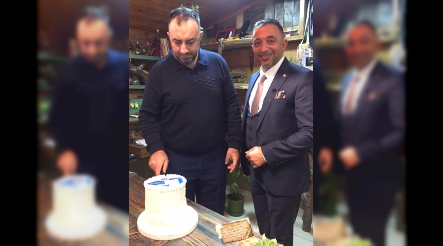 Başkan Demir'den LC Haber Ajansı'na plaket