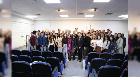 KAZAK HALKININ ÜÇ ULU ÇINARI SUBÜ'DE ANILDI