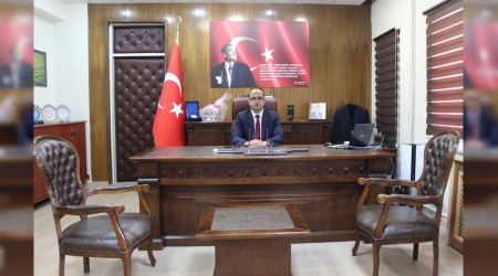 Taraklı Kaymakamlığına vekaleten atanan Abdullah Kurt görevine başladı.