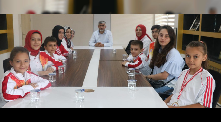 Arif Özsoy, Balkan Şampiyonlarını Ağırladı