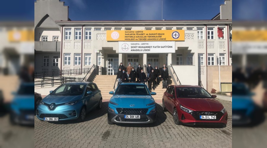 SATSO Motorlu Araçlar Teknolojisi Öğretmenlerine Mesleki Eğitim Verildi.