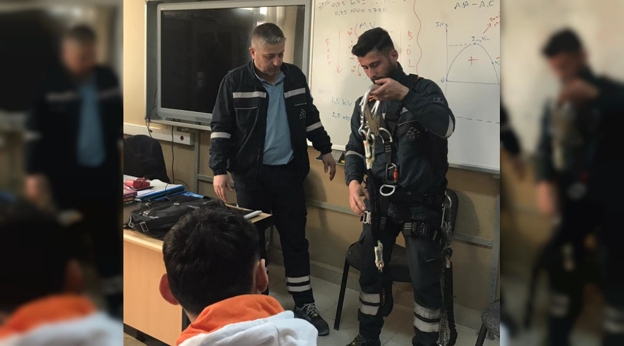 SEDAŞ, Meslek liseli öğrencileri bilgilendirdi