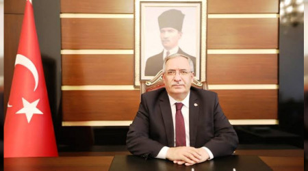 Vali Ahmet Hamdi NAYR'in Yeni Yl Kutlama Mesaj