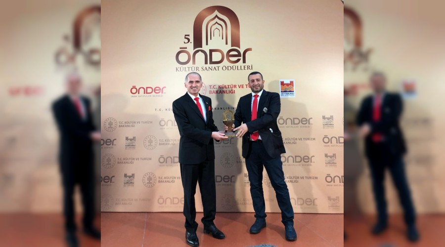Yılın Eğitimcisi Sakaryalı Ayhan Öğretmen