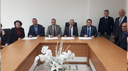 ADAPAZARI KAYMAKAMLII LE SAKARYA KIZILAY PROTOKOL MZALADI