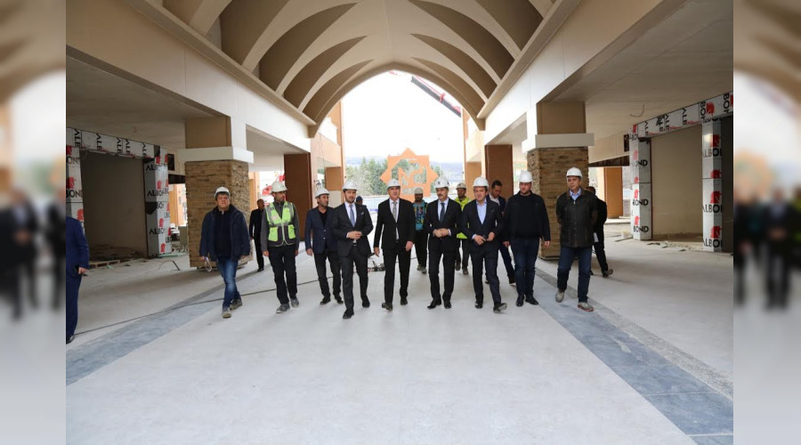 Bakan Ekrem Yce Cadde 54'teki almalar nceledi