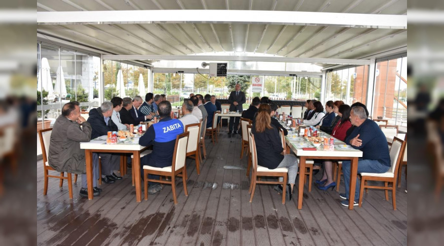 BAŞKAN KILIÇ RUHSAT MÜDÜRLERİ İLE BİR ARAYA GELDİ