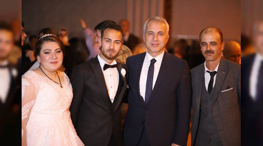 Cemiyet aylak Ailesini mutlu gnnde yalnz brakmad