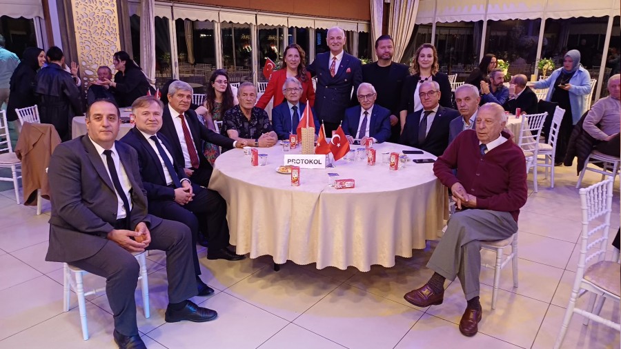 FOLKART Geleneksel Halk Oyuncular Gecesi Görkemli bir şekilde gerçekleştirildi