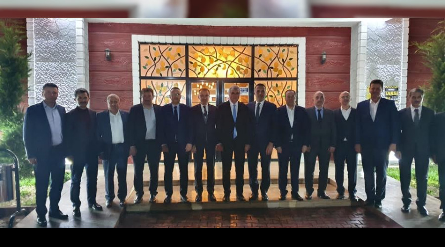 İlçe Belediye Başkanları Toplantısı Geyve'de Yapıldı