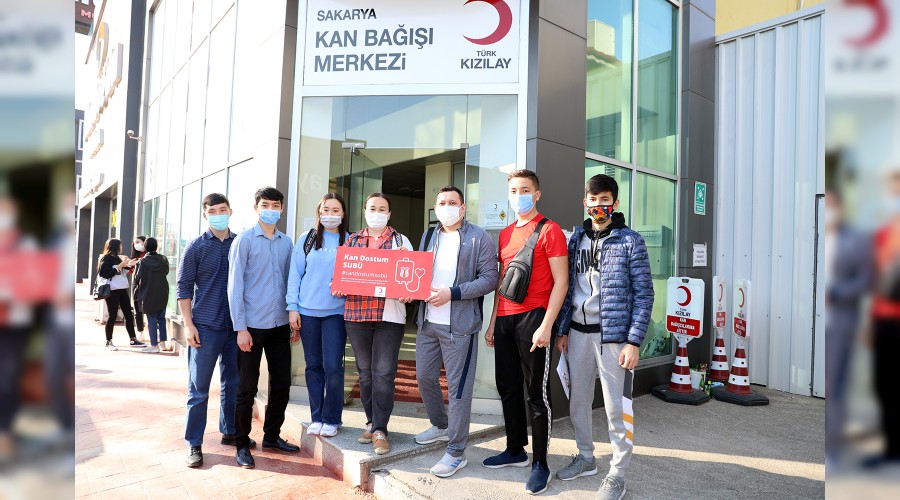 Kan dostu olmak için sıraya girdiler